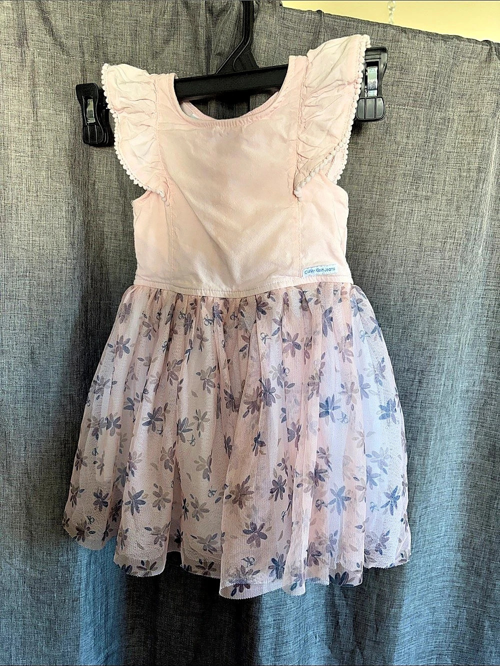 Calvin Klein Jeans Girls Floral Dress Size 3T Like New